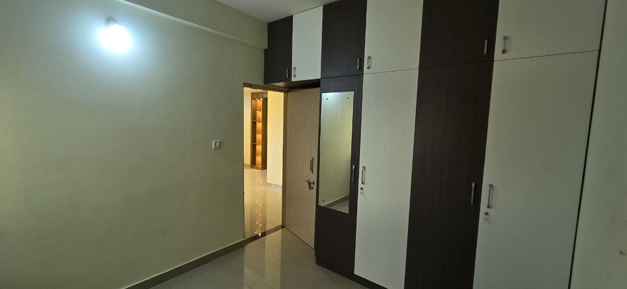 SKANDHA Developers Apartment - Image 9